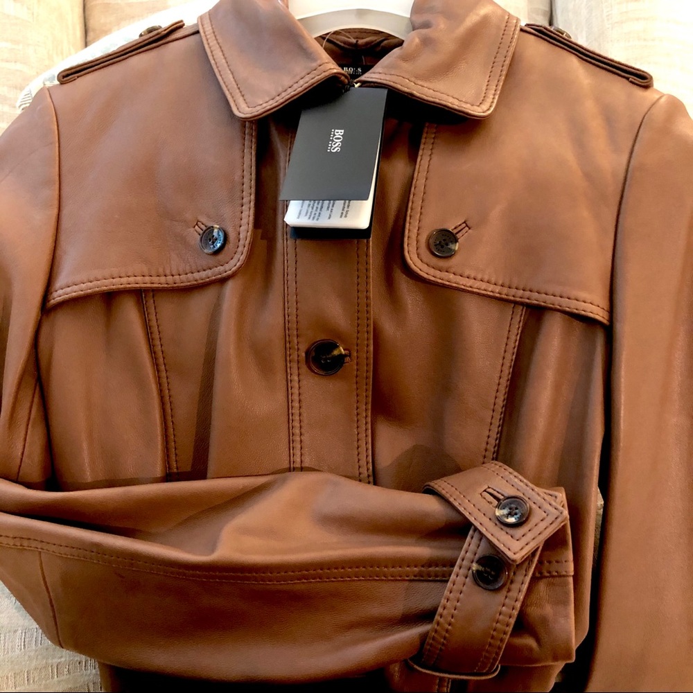 Stunning Boss (Hugo Boss) NWT women’s lambskin trench coat